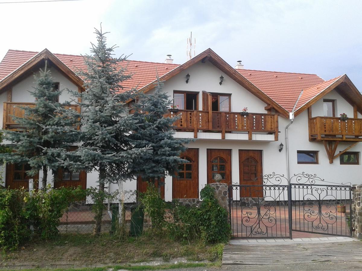 Felso Fogado Bed & Breakfast Felsőtold Dış mekan fotoğraf