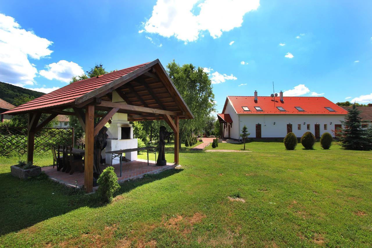 Felso Fogado Bed & Breakfast Felsőtold Dış mekan fotoğraf