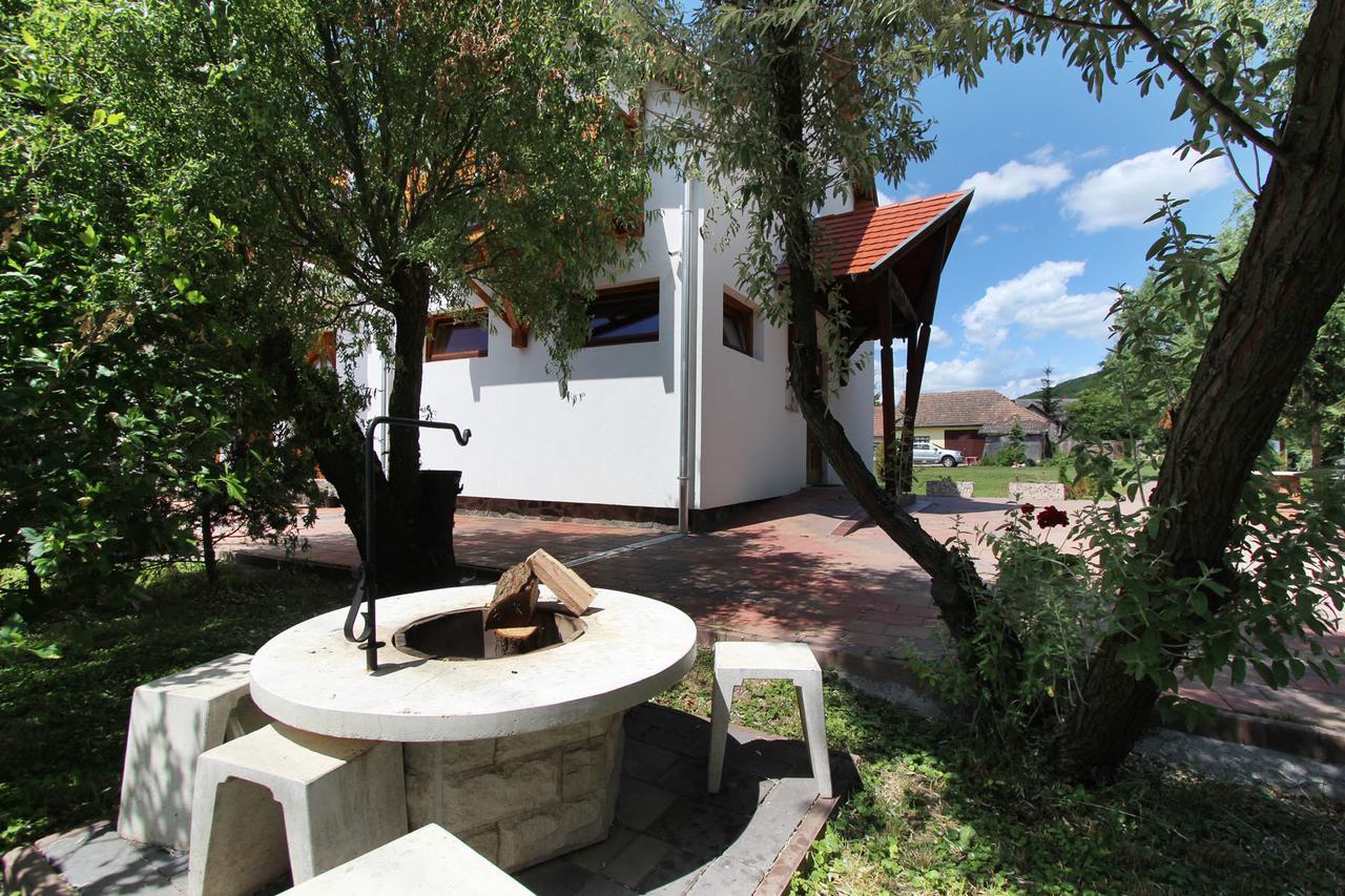 Felso Fogado Bed & Breakfast Felsőtold Dış mekan fotoğraf