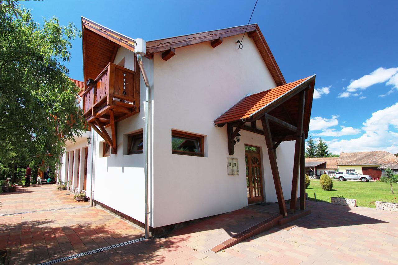 Felso Fogado Bed & Breakfast Felsőtold Dış mekan fotoğraf