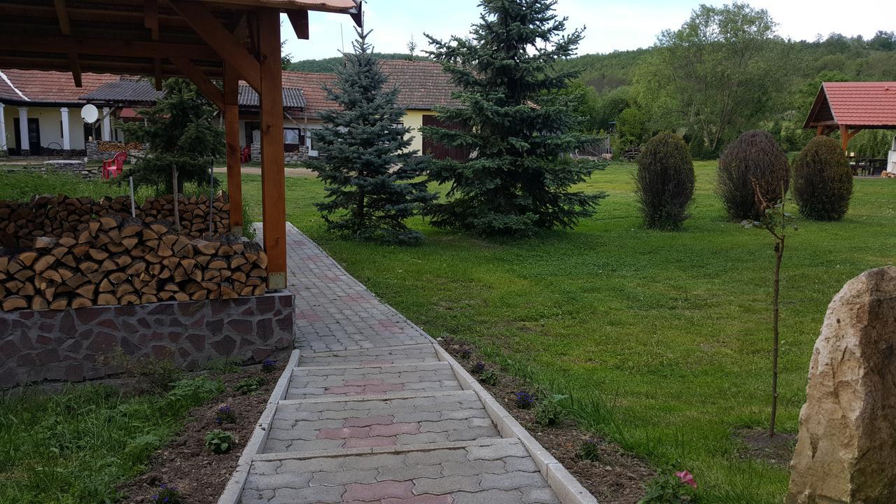 Felso Fogado Bed & Breakfast Felsőtold Dış mekan fotoğraf